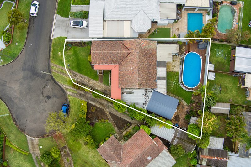 Photo - 11 Gracemar Avenue, Panania NSW 2213 - Image 14