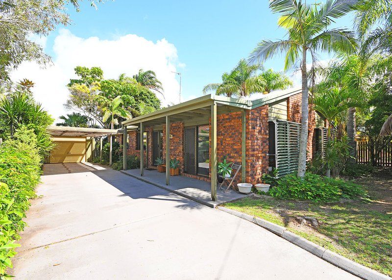 11 Granada Court, Point Vernon QLD 4655