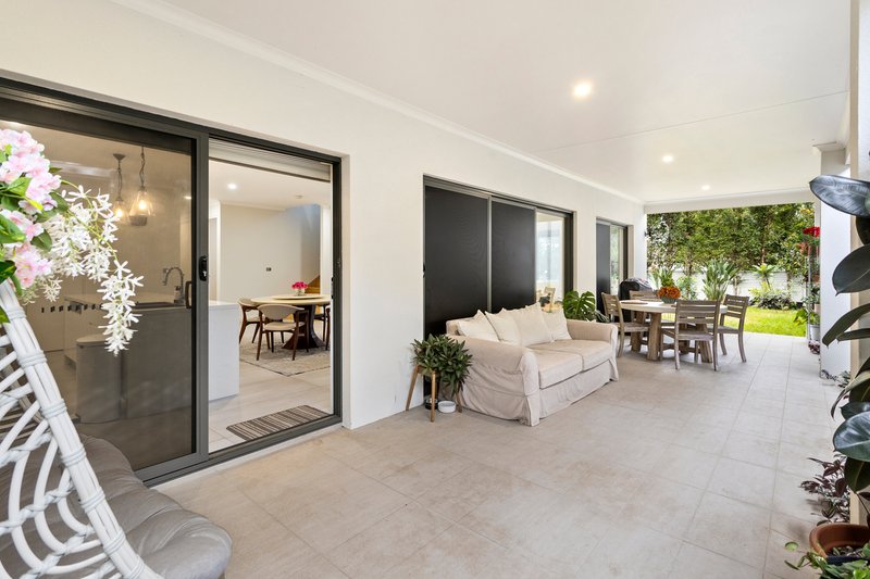 Photo - 11 Grand Court, Fairy Meadow NSW 2519 - Image 9