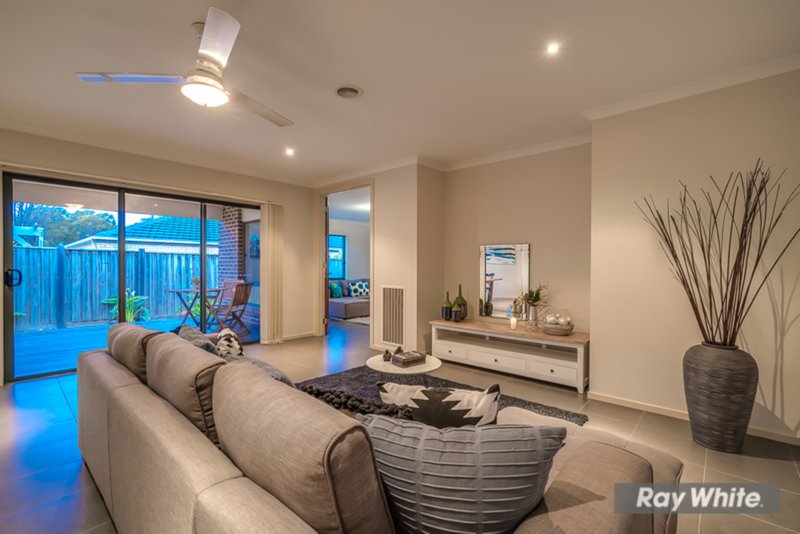 Photo - 11 Grand Place, Tarneit VIC 3029 - Image 14