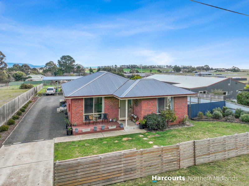 Photo - 11 Grant Street, Campbell Town TAS 7210 - Image 2