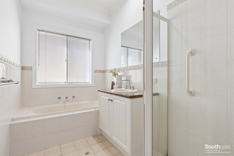 Photo - 11 Grapevine Lane, Mclaren Vale SA 5171 - Image 10