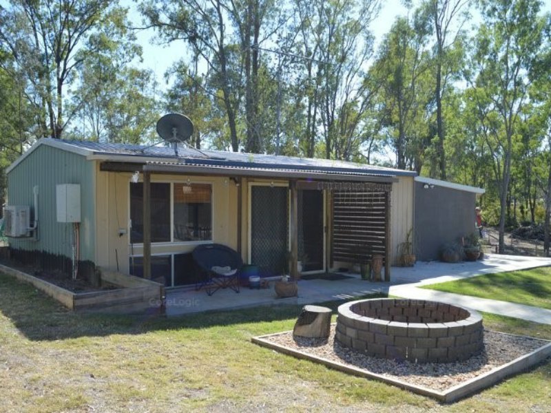 Photo - 11 Grebe Court, Laidley Heights QLD 4341 - Image 3