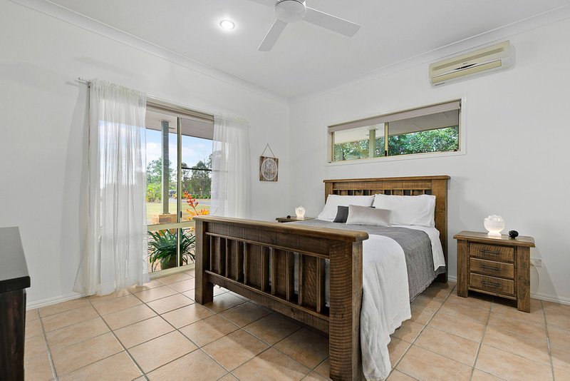 Photo - 11 Green Acres Road, Dundowran QLD 4655 - Image 10