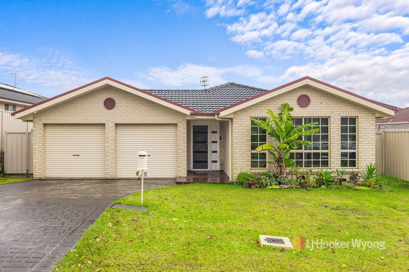 11 Greenhaven Circuit, Woongarrah NSW 2259