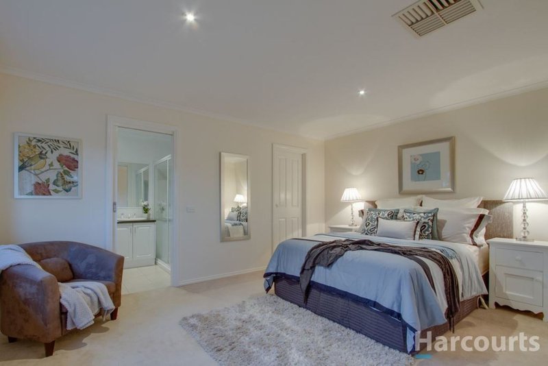 Photo - 11 Greenhill Rise, Ringwood North VIC 3134 - Image 7