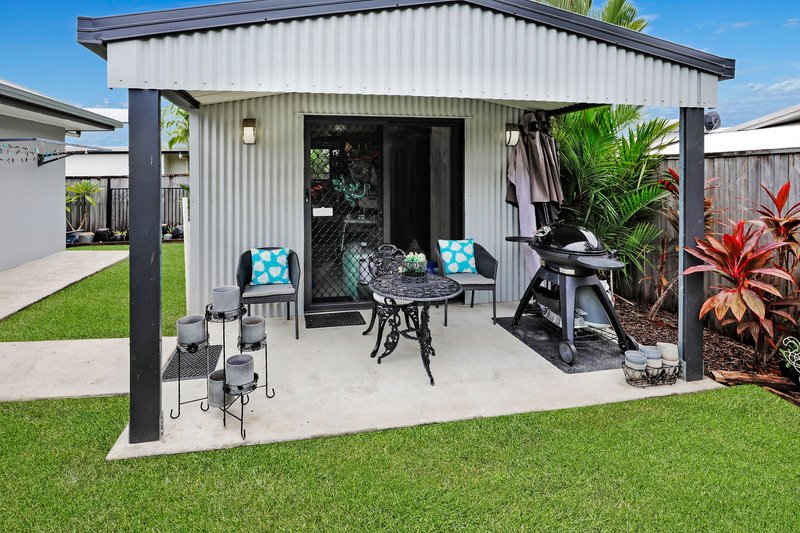 Photo - 11 Greenvale Close, Smithfield QLD 4878 - Image 17