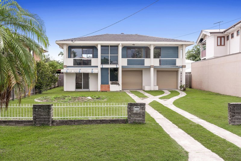 11 Greggor Street, Wynnum West QLD 4178