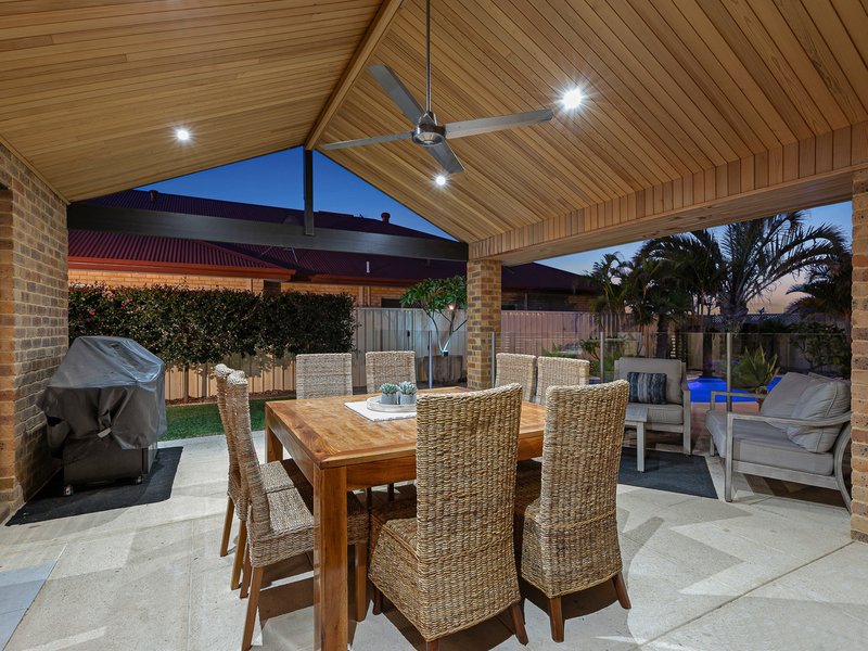 Photo - 11 Grice Crescent, Baldivis WA 6171 - Image 18