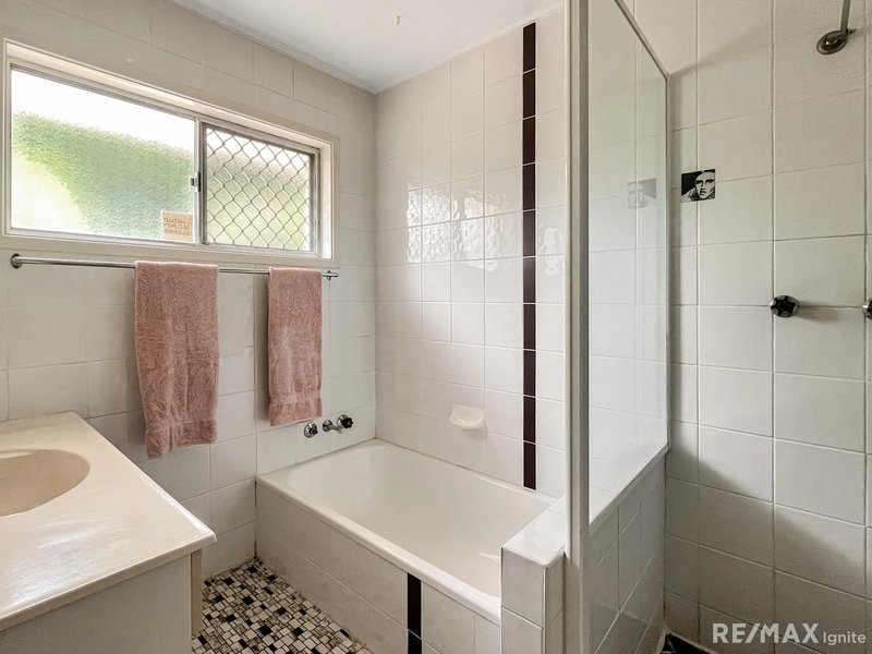 Photo - 11 Guide Street, Jamboree Heights QLD 4074 - Image 4