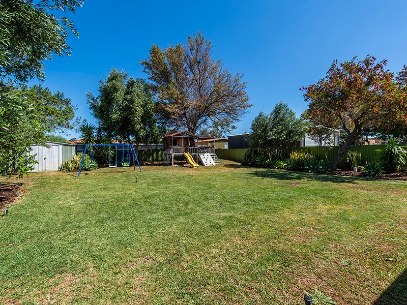 Photo - 11 Hadley Street, Shoalwater WA 6169 - Image 2