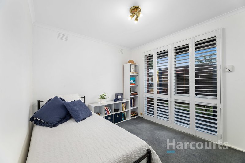 Photo - 11 Haileybury Court, Wantirna VIC 3152 - Image 8