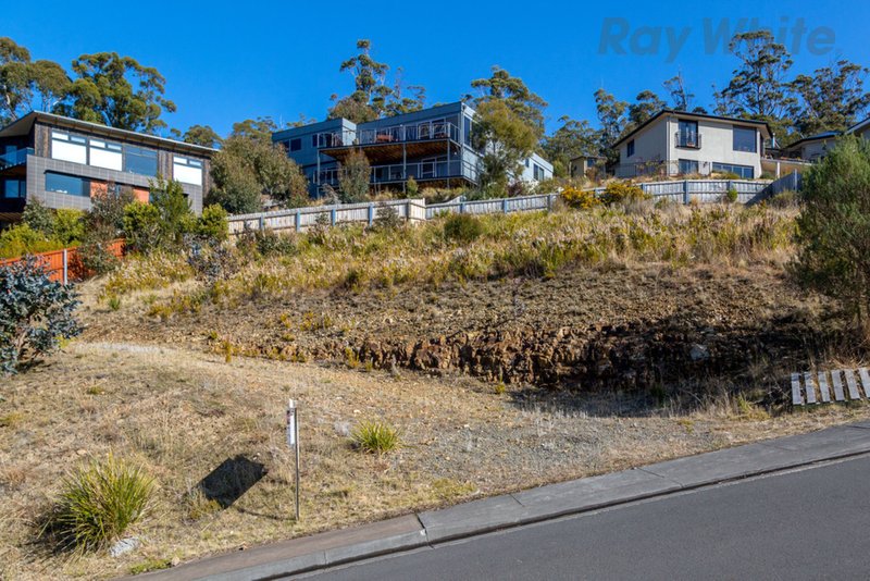 Photo - 11 Hakea Drive, Tolmans Hill TAS 7007 - Image 4