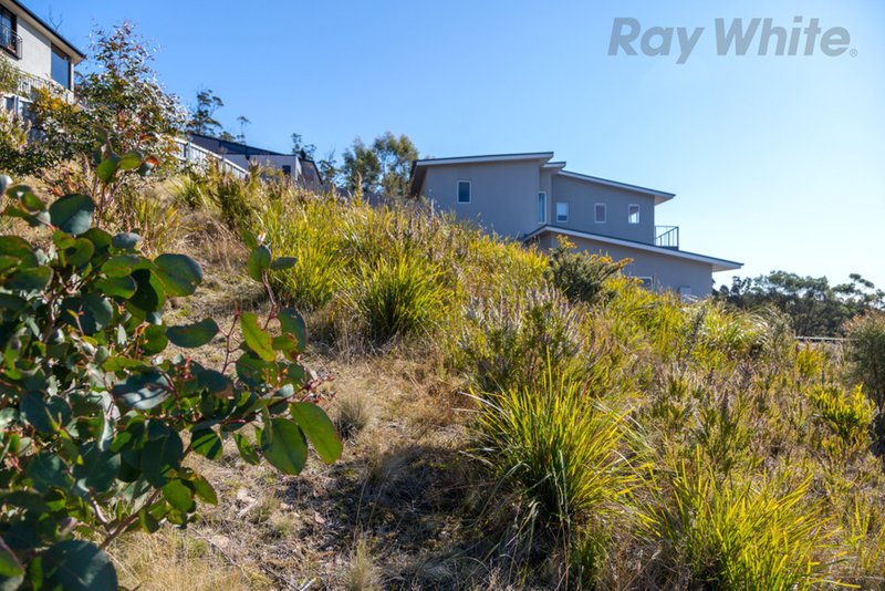 Photo - 11 Hakea Drive, Tolmans Hill TAS 7007 - Image 10