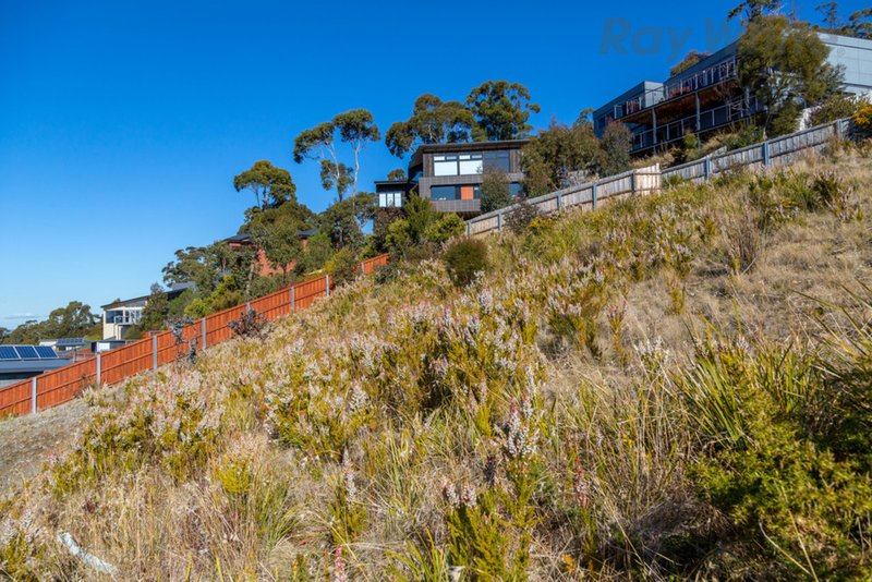 Photo - 11 Hakea Drive, Tolmans Hill TAS 7007 - Image 18