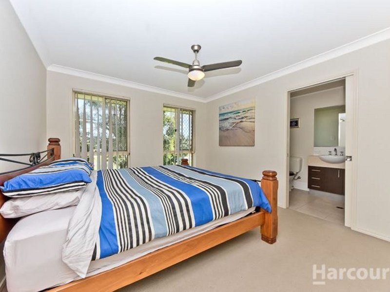 Photo - 11 Halifax Court, Bray Park QLD 4500 - Image 4
