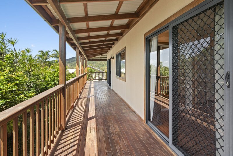 Photo - 11 Hamilton Avenue, Cannonvale QLD 4802 - Image 15