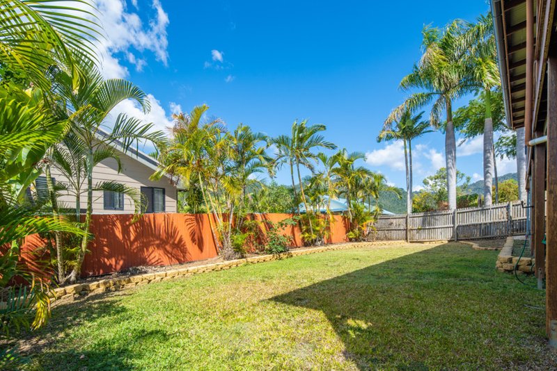 Photo - 11 Hamilton Avenue, Cannonvale QLD 4802 - Image 16