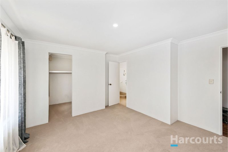 Photo - 11 Hamilton Court, Yanchep WA 6035 - Image 4