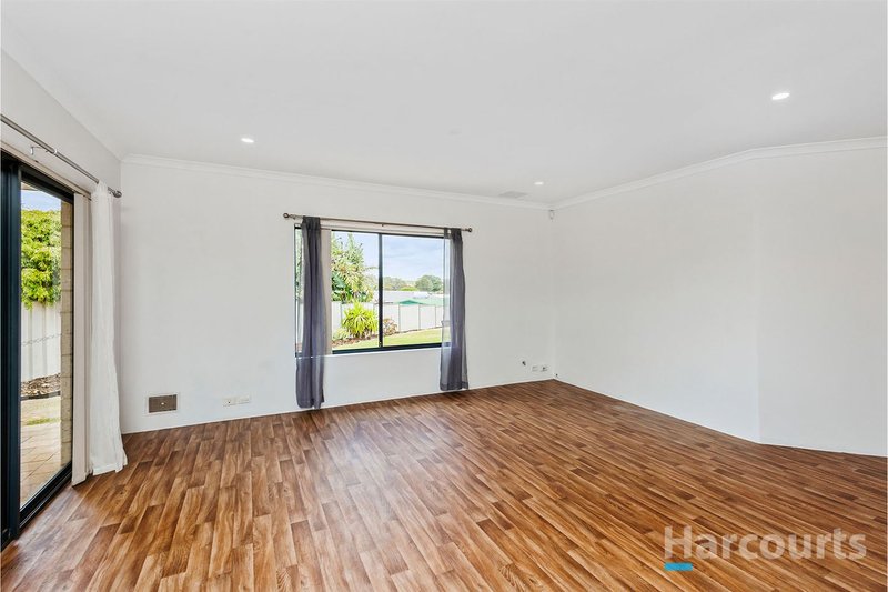 Photo - 11 Hamilton Court, Yanchep WA 6035 - Image 16