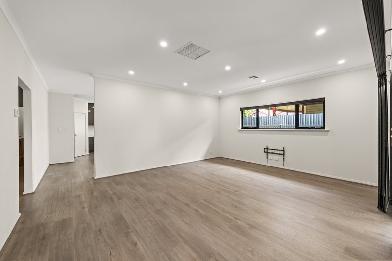 Photo - 11 Hardy Street, Rosewater SA 5013 - Image 8