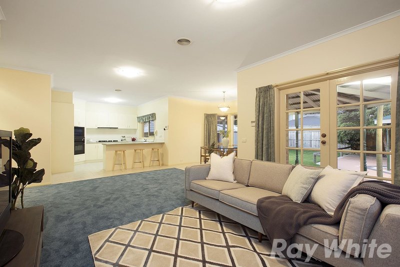 Photo - 11 Harpley Street, Cheltenham VIC 3192 - Image 3