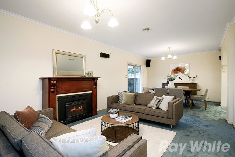 Photo - 11 Harpley Street, Cheltenham VIC 3192 - Image 4