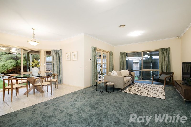 Photo - 11 Harpley Street, Cheltenham VIC 3192 - Image 5