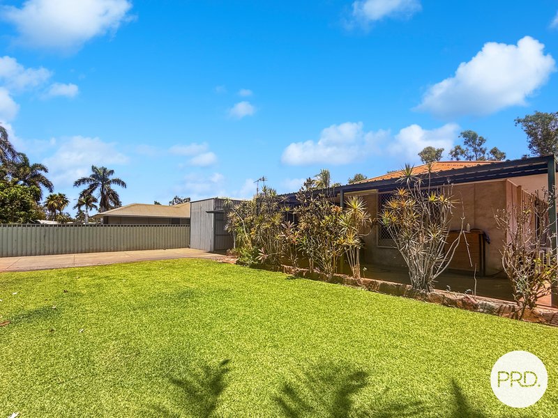 11 Hartog Crescent, Dampier WA 6713