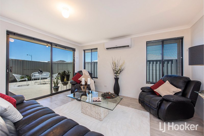 Photo - 11 Harvey Crescent, South Yunderup WA 6208 - Image 3