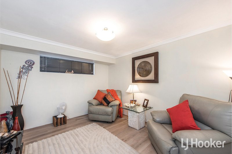 Photo - 11 Harvey Crescent, South Yunderup WA 6208 - Image 11