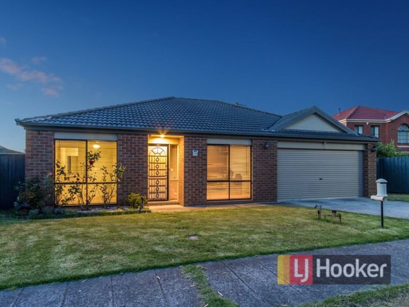 Photo - 11 Hasluck Crescent, Lynbrook VIC 3975 - Image 15