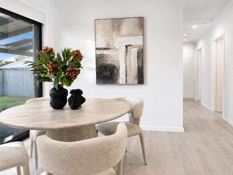 Photo - 11 Hatfield Court, Keysborough VIC 3173 - Image 6