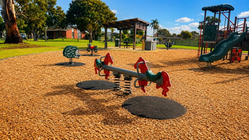 Photo - 11 Hatfield Court, Keysborough VIC 3173 - Image 19