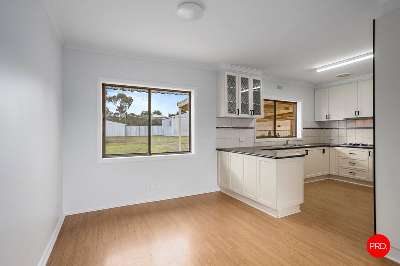 Photo - 11 Hattam Street, Golden Square VIC 3555 - Image 5