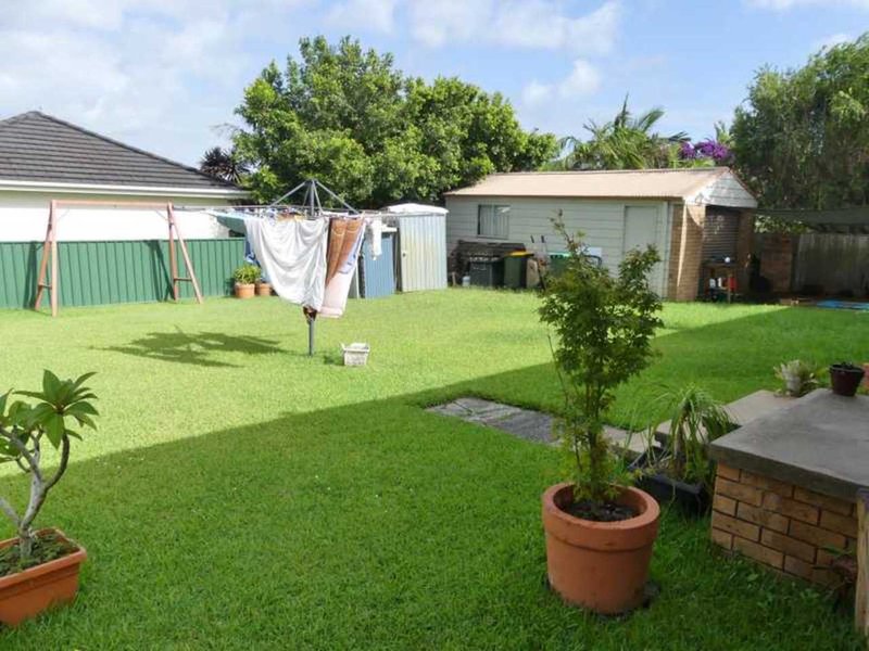 Photo - 11 Hawaii Avenue, Forster NSW 2428 - Image 10