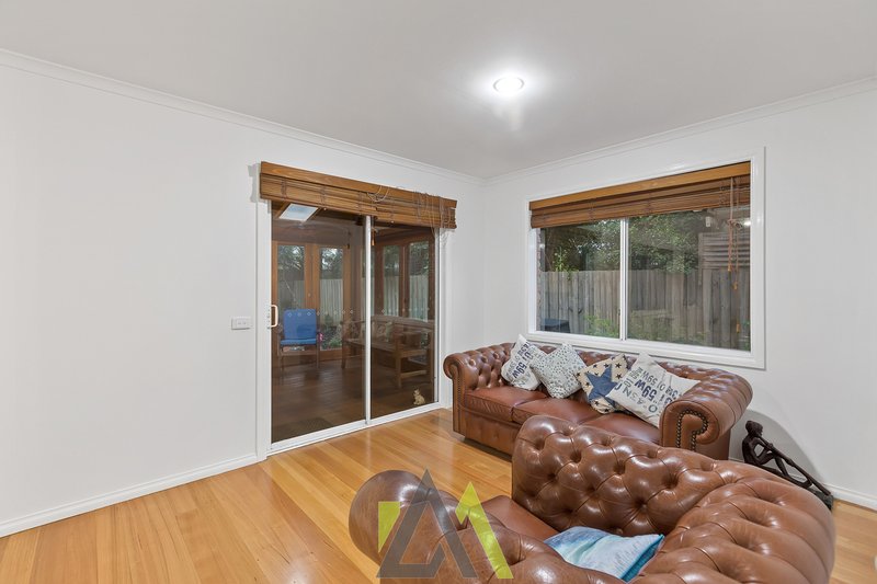 Photo - 11 Heath Mews, Langwarrin VIC 3910 - Image 6