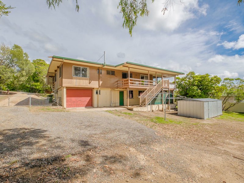 Photo - 11 Heather Street, Southside QLD 4570 - Image 2