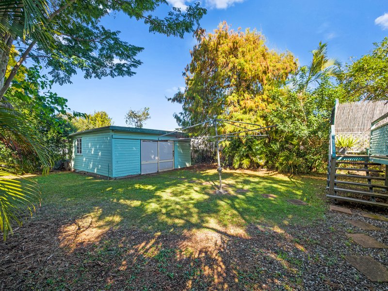 Photo - 11 Hedge Street, Strathpine QLD 4500 - Image 13