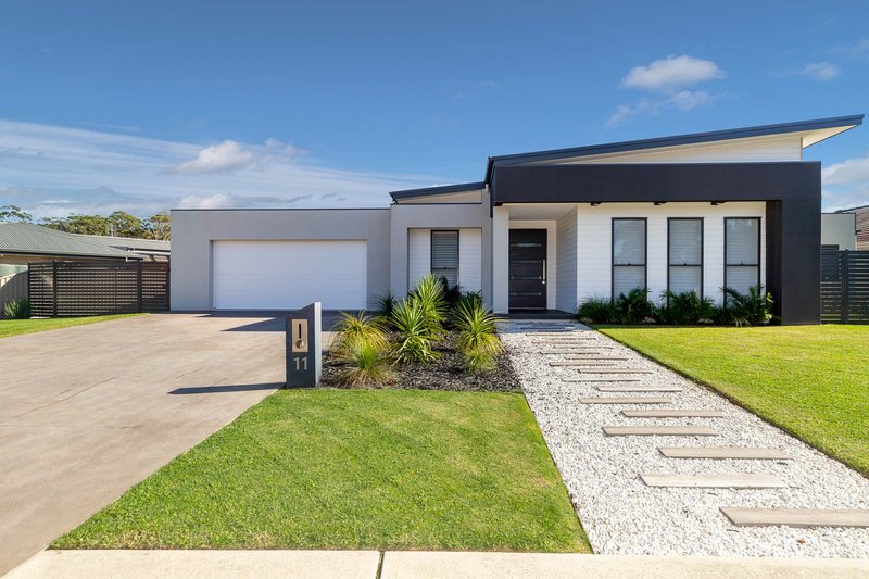 11 Hedley Way, Broulee NSW 2537