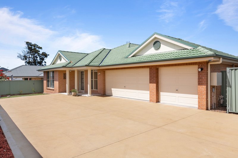 11 Helios Street, Woongarrah NSW 2259