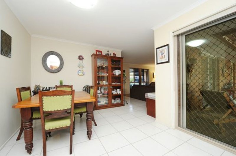 Photo - 11 Helm Crescent, Wurtulla QLD 4575 - Image 4