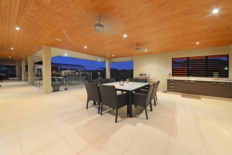 Photo - 11 Henderson Street, Cannonvale QLD 4802 - Image 5