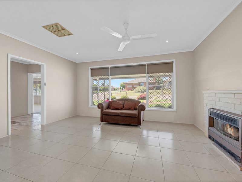 Photo - 11 Hereford Street, Wodonga VIC 3690 - Image 5