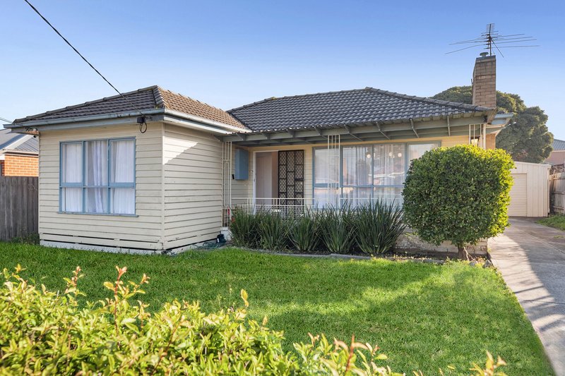 11 Heron Avenue, Sunshine North VIC 3020