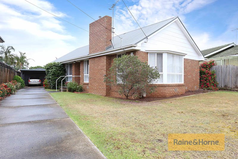 11 Hewson Street, Melton VIC 3337