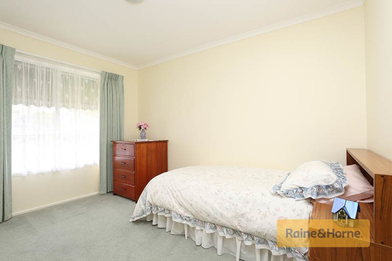 Photo - 11 Hewson Street, Melton VIC 3337 - Image 7