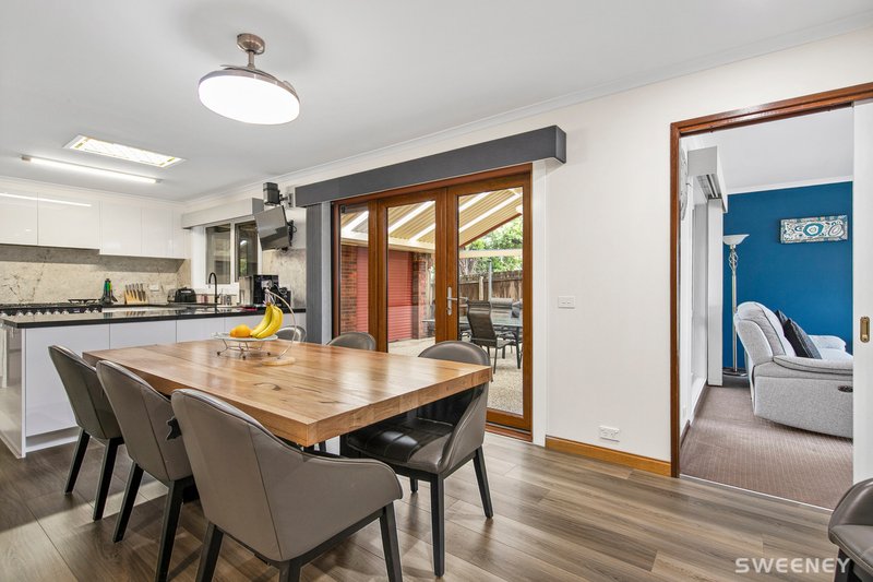 Photo - 11 Hibiscus Court , Altona Meadows VIC 3028 - Image 3