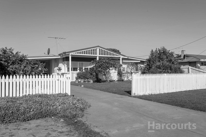 11 Hickman Road, Silver Sands WA 6210