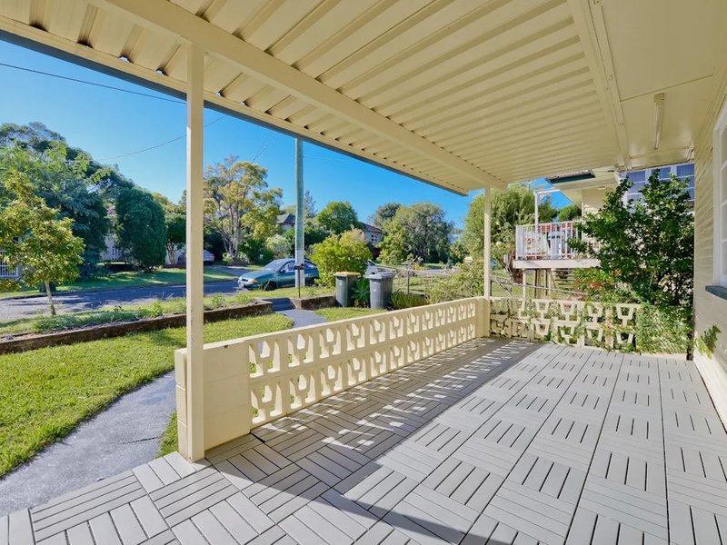 Photo - 11 Hicks Street, Mount Gravatt East QLD 4122 - Image 2